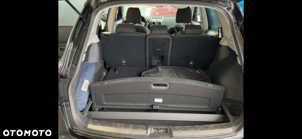 Nissan Qashqai+2 2.0 dCi DPF 4x4 acenta - 12