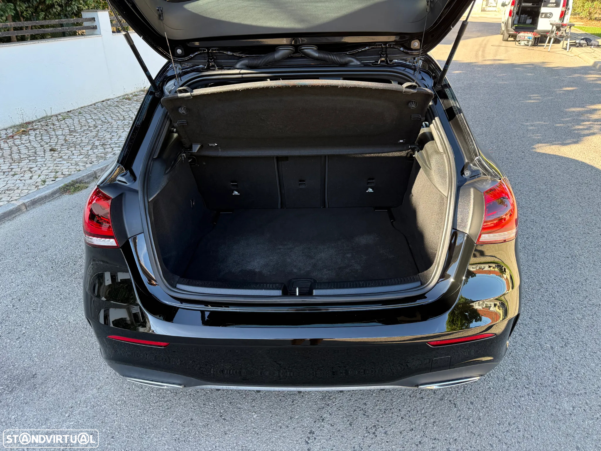 Mercedes-Benz A 180 d AMG Line - 4