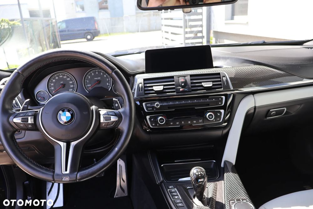 BMW M4 DKG - 8