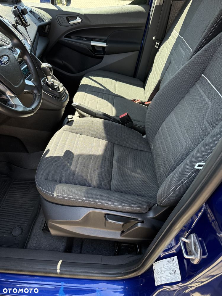 Ford Transit Connect - 10