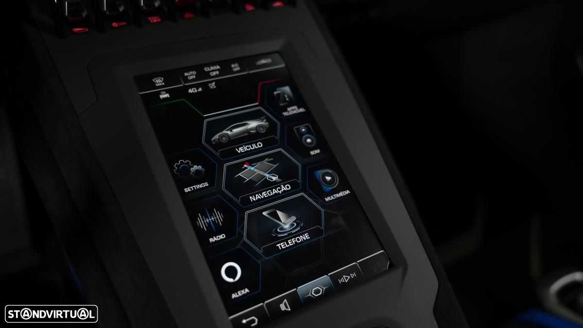 Lamborghini Huracán STO - 26