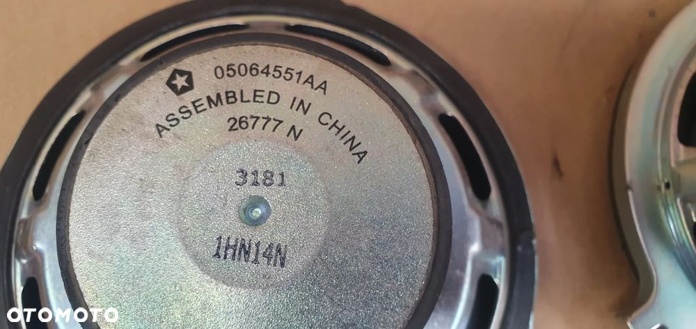 Głośnik drzwi lewy prawy tył Jeep Grand Cherokee IV WK2 05064551AA - 7