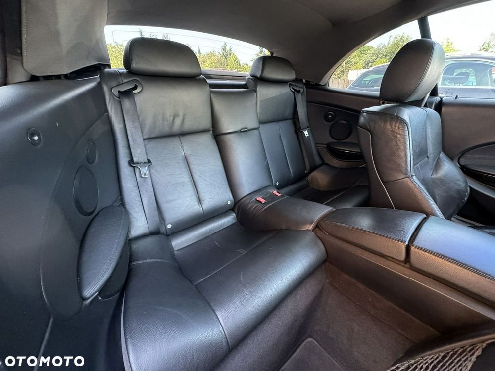 BMW Seria 6 650 i - 27