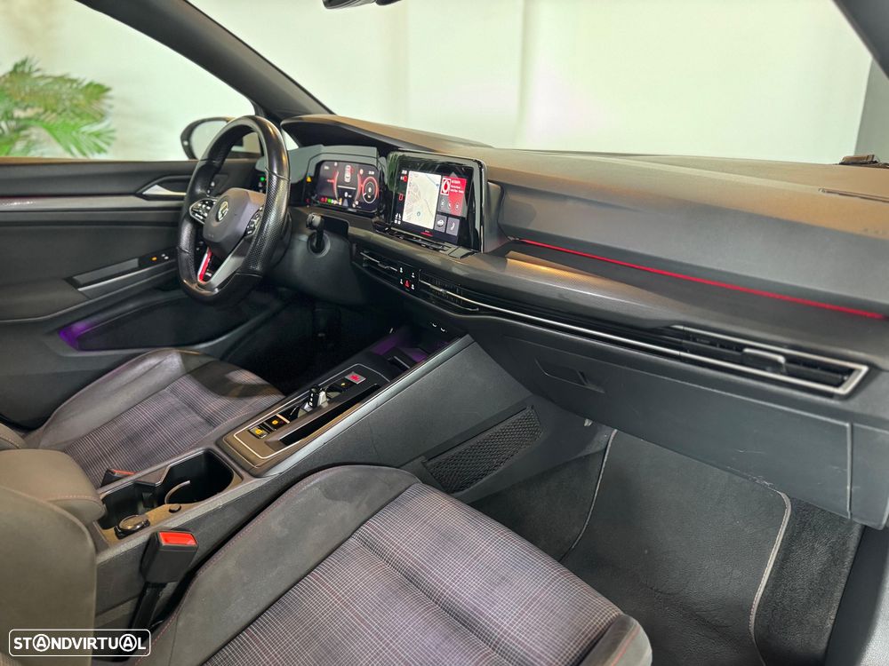 VW Golf GTI 2.0 TSI OPF DSG Performance - 40