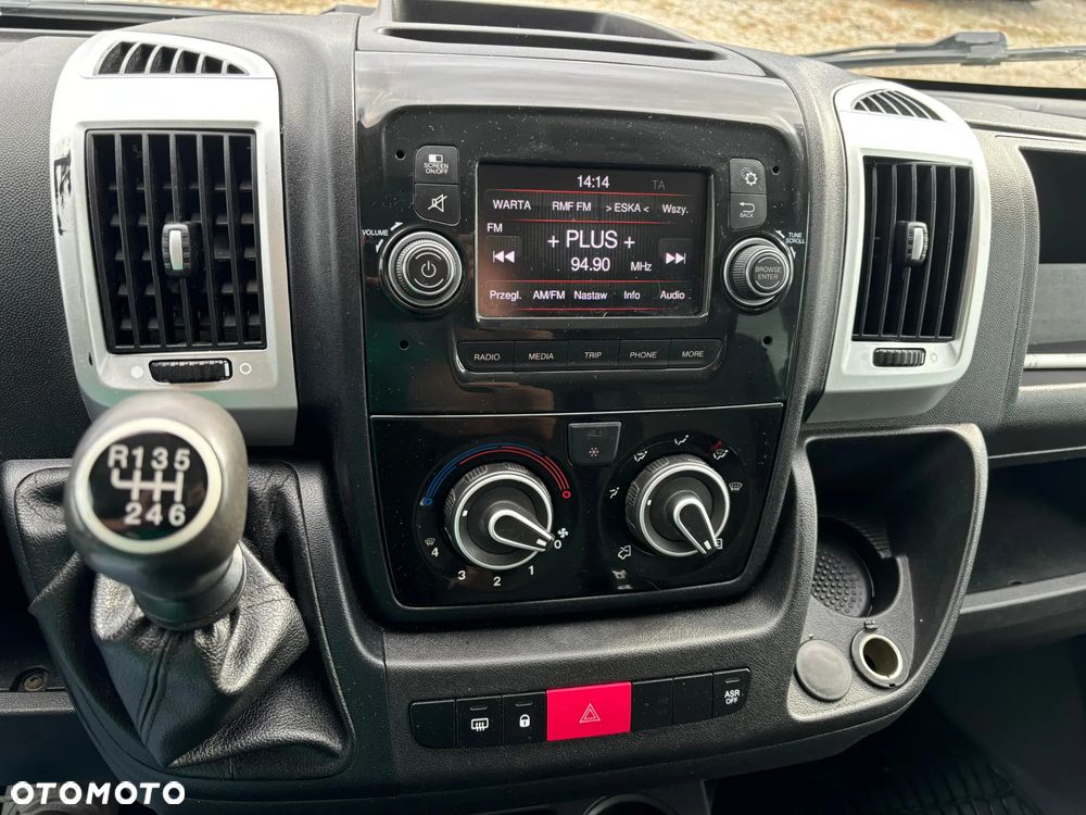 Fiat Ducato Brygadówka 7 osobowa, 2.3 Diesel, 130 koni - 9