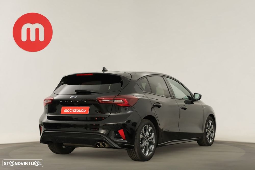 Ford Focus 1.0 EcoBoost MHEV ST-Line X - 4