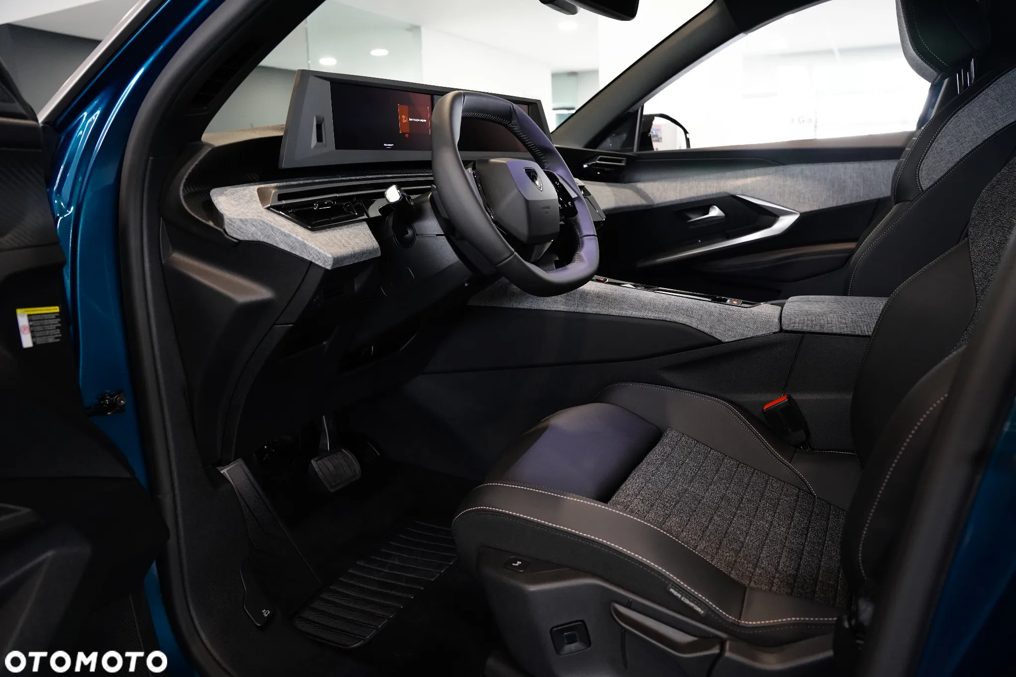Peugeot 3008 1.2 PureTech mHEV Allure e-DCS6 - 8