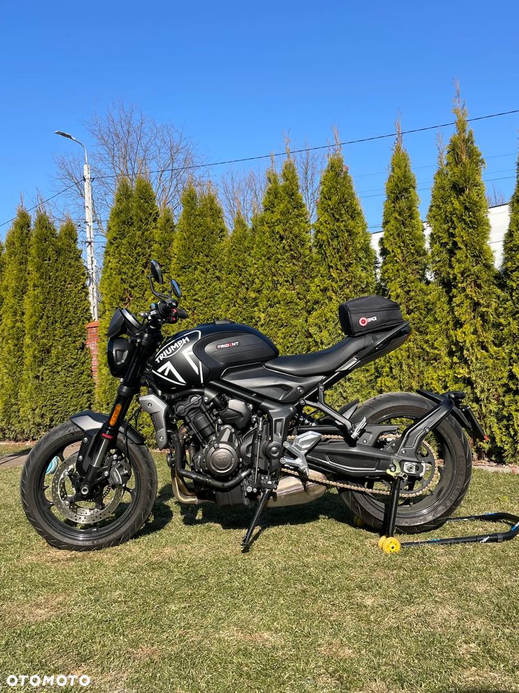 Triumph Trident - 5
