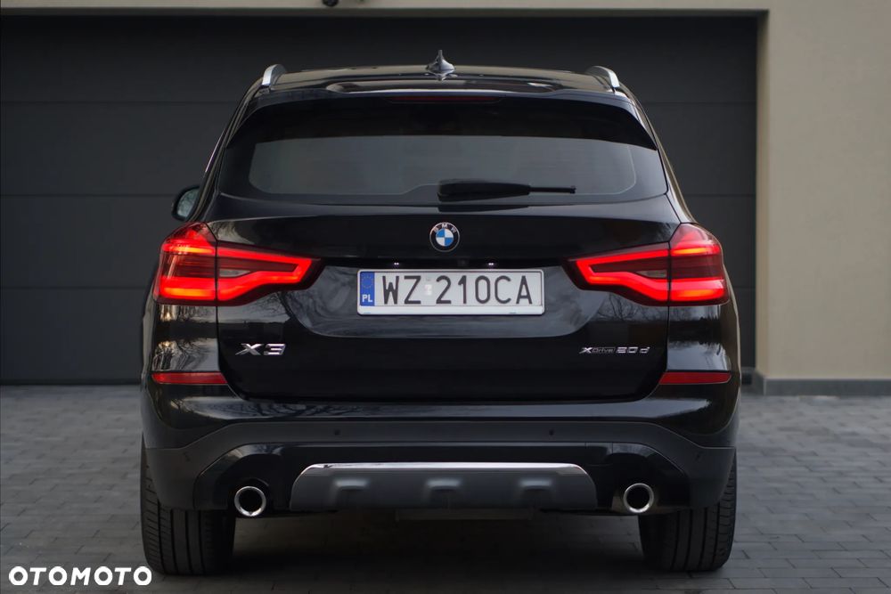 BMW X3 xDrive20d Luxury Line - 7