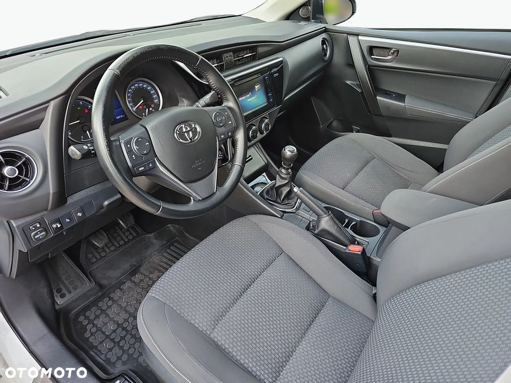 Toyota Corolla 1.6 Comfort - 4