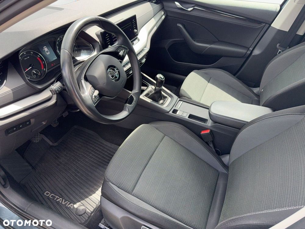 Skoda Octavia 1.5 TSI ACT Ambition - 10