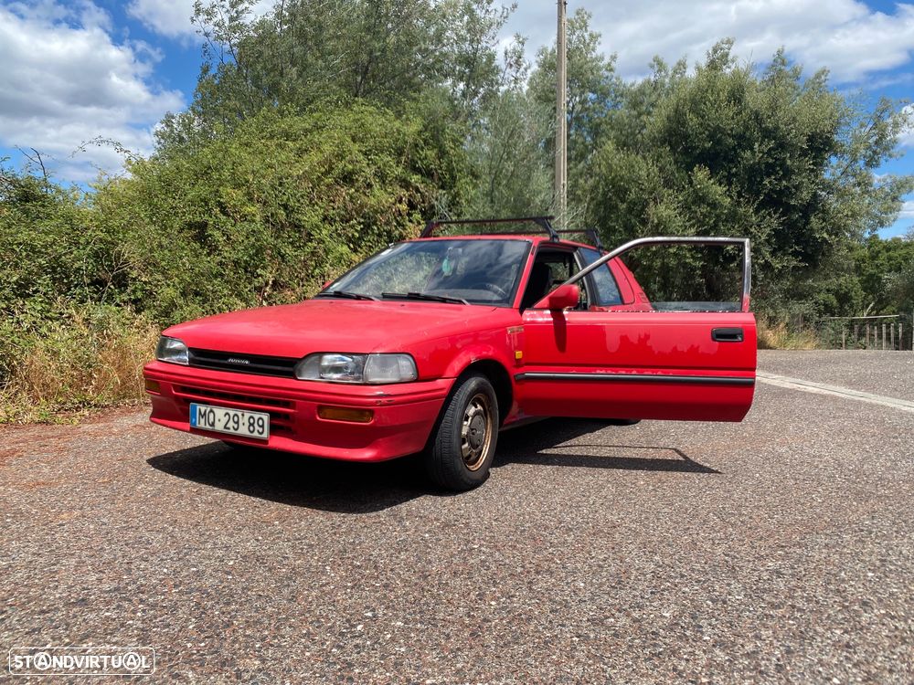 Toyota Corolla - 1