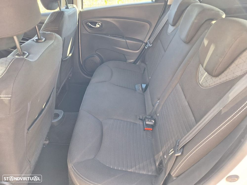 Renault Clio 0.9 TCE Dynamique S - 10