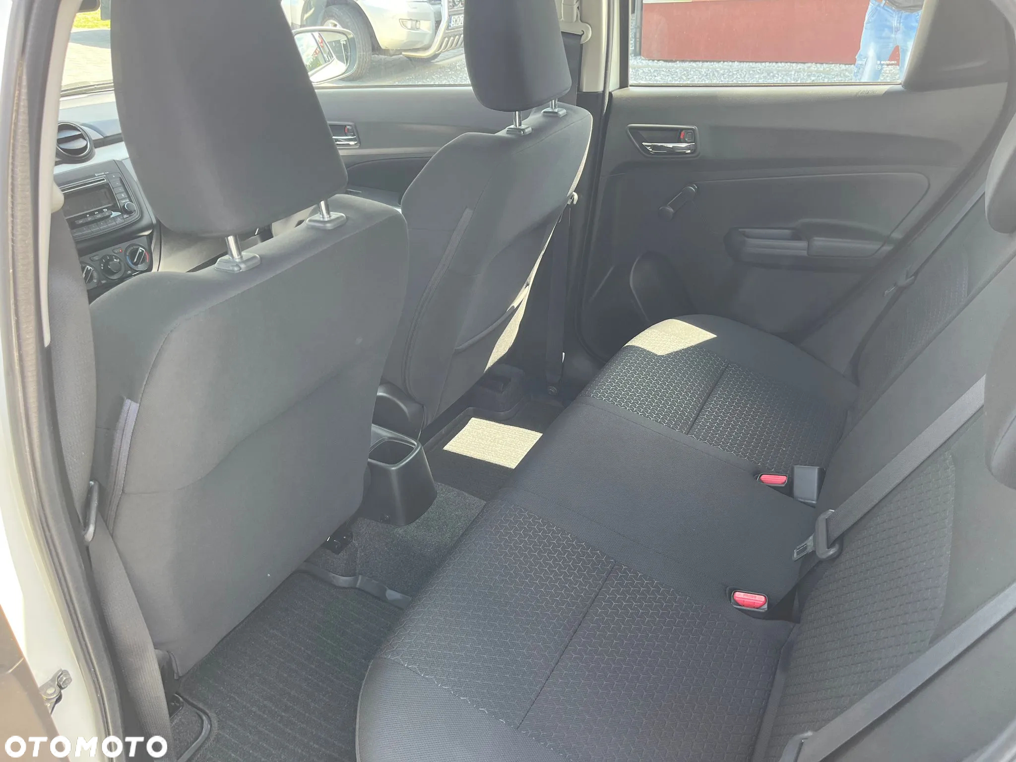 Suzuki Swift 1.2 Dualjet SHVS Premium - 28