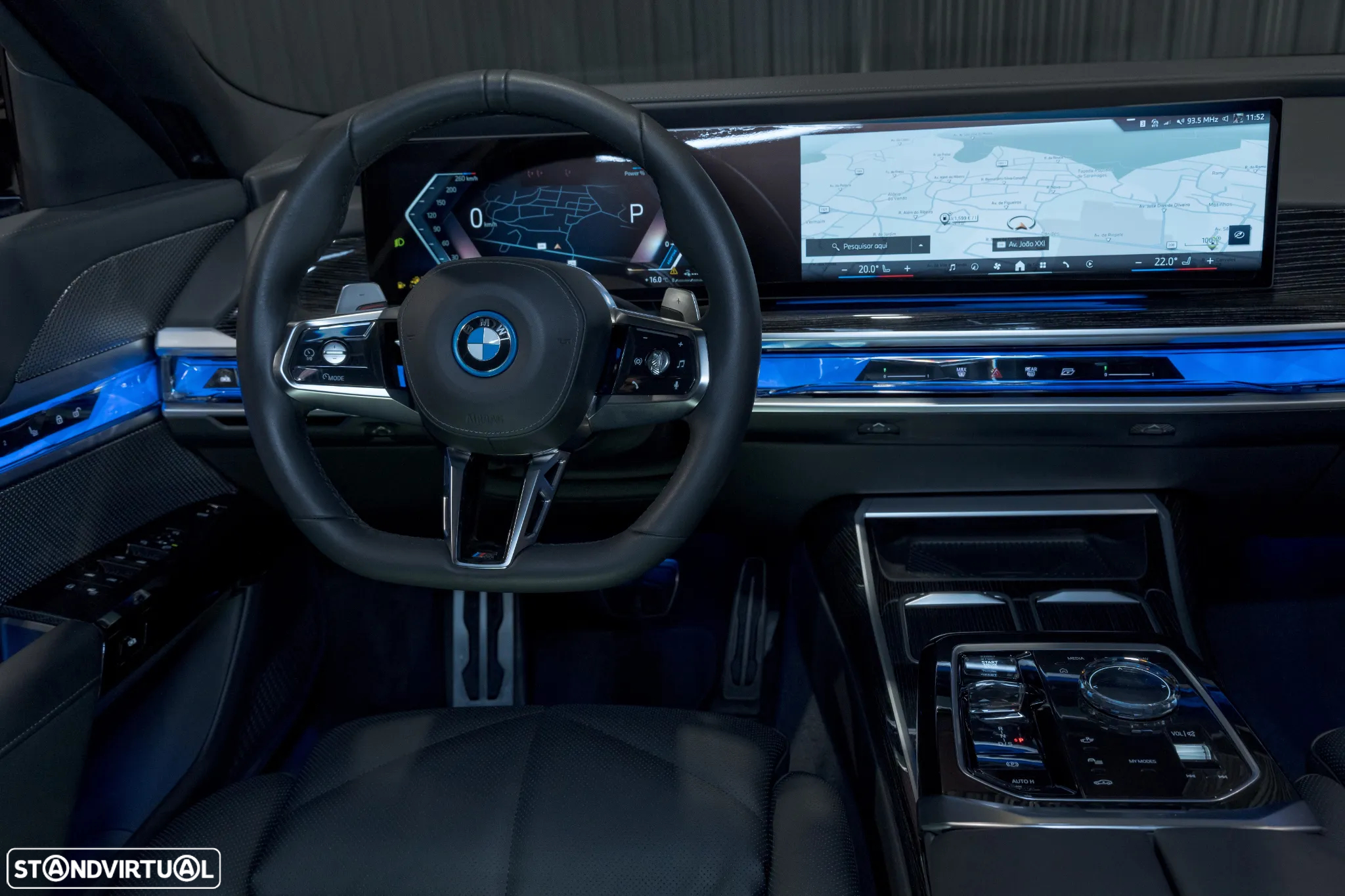 BMW 750 750e xDrive Pack Desportivo M - 8