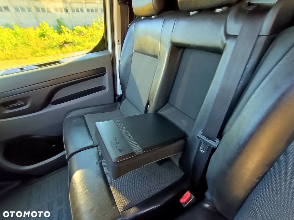 Citroën Jumpy 2.0 diesel 122 kM 2016 rok GOTOWY DO PRACY!!! BOGATE WYPOSAŻENIE - 33