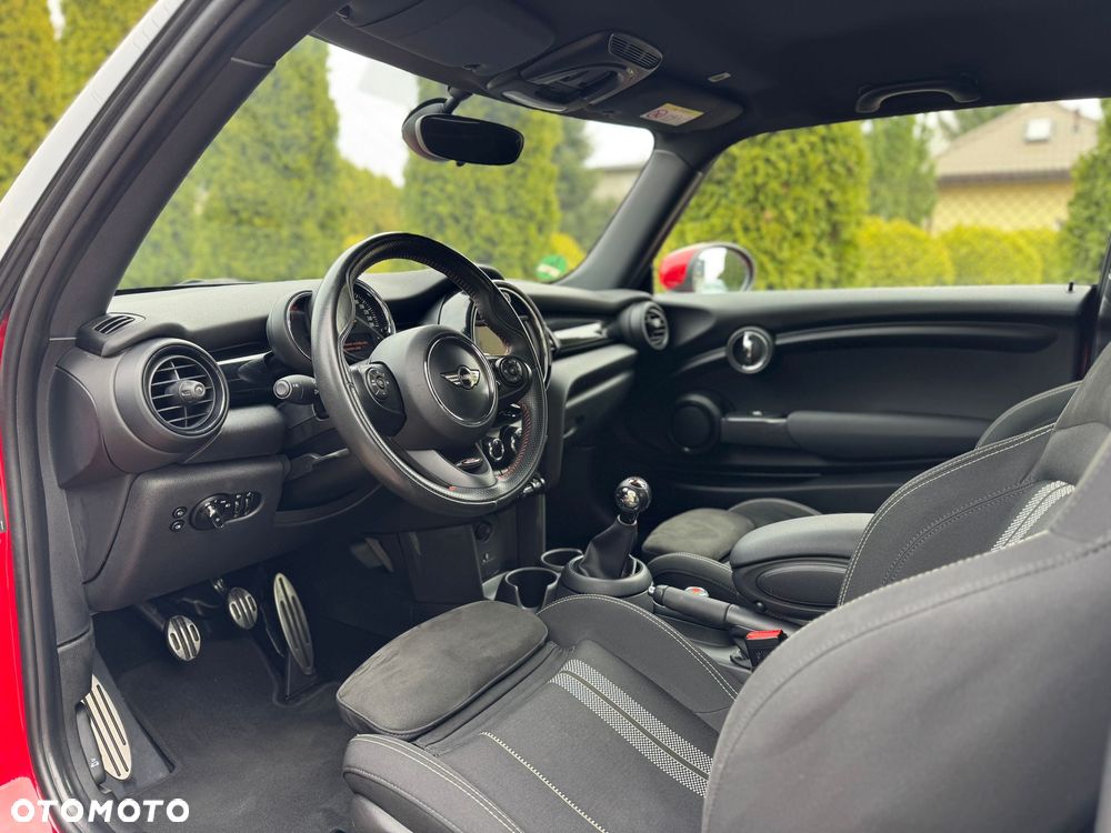 MINI ONE John Cooper Works Trim - 5