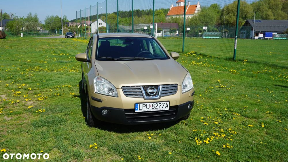 Nissan Qashqai - 1