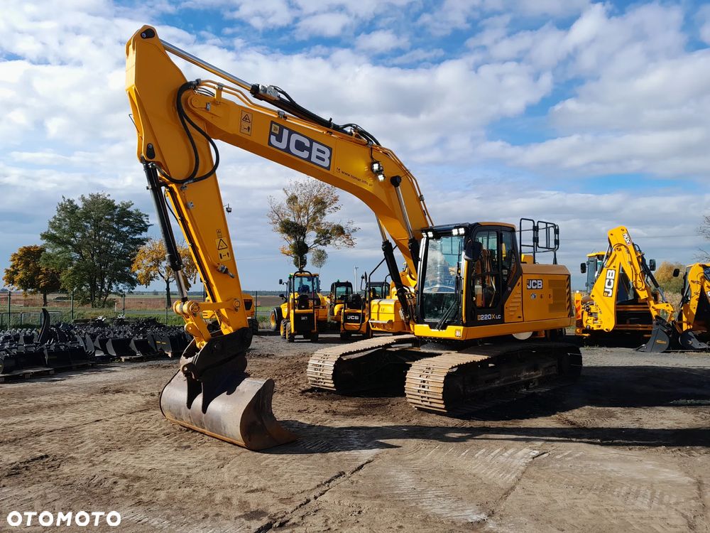 JCB 220x js220 - 3