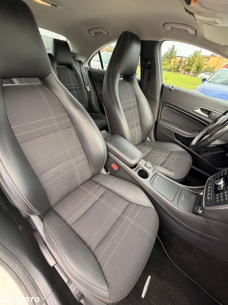 Mercedes-Benz CLA - 8
