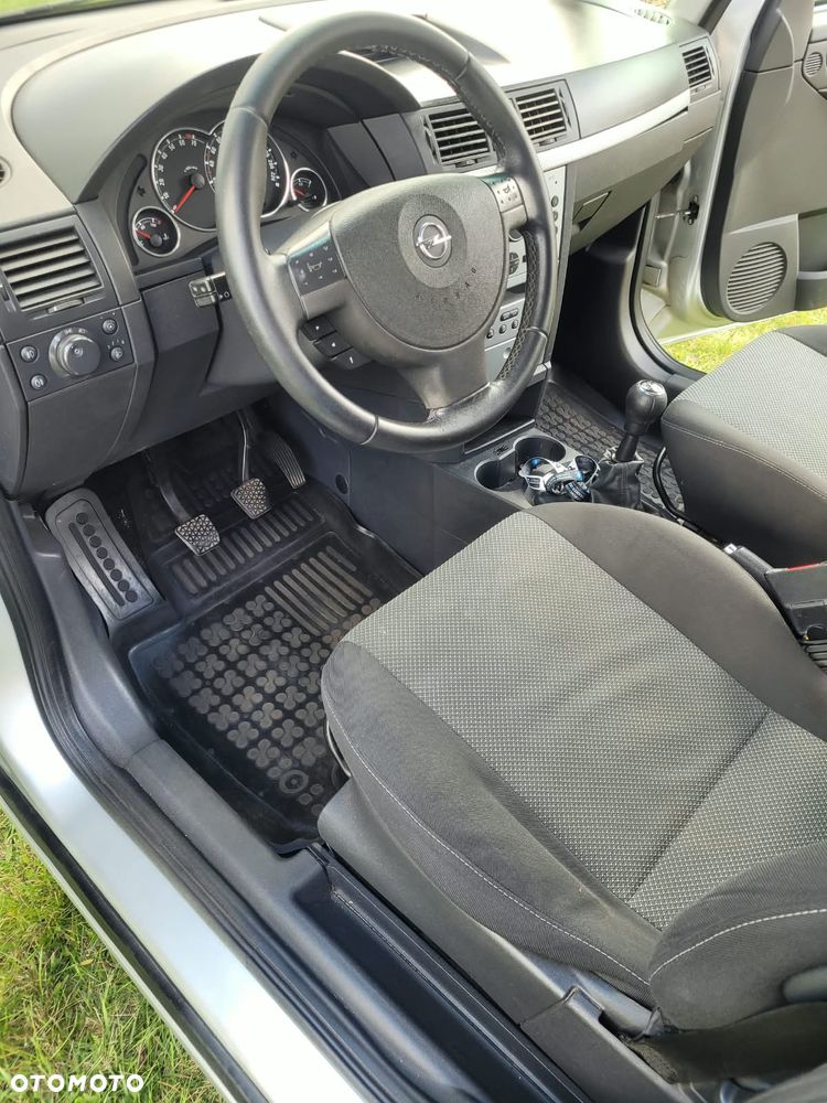 Opel Meriva - 10