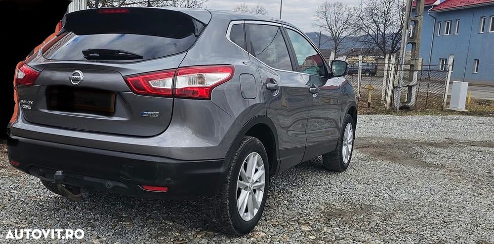 Nissan Qashqai 1.5 DCI Start/Stop Tekna - 4