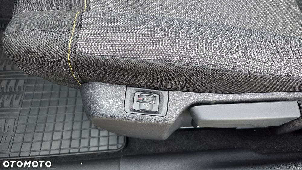 Citroën C3 1.2 PureTech Shine - 13