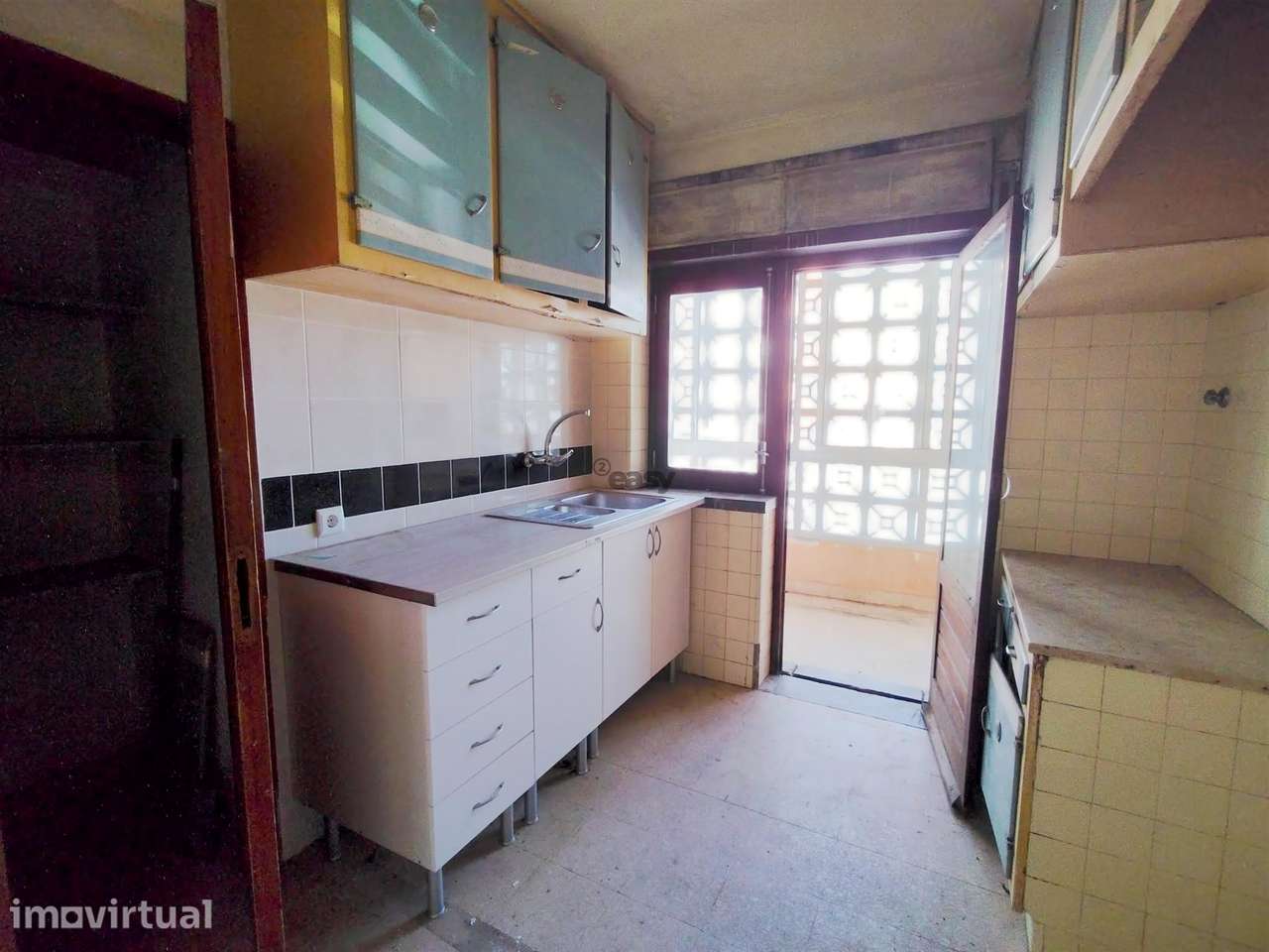 Apartamento T3 | 2 Entradas Independentes | Habitação ou Investimento, - Grande imagem: 5/38