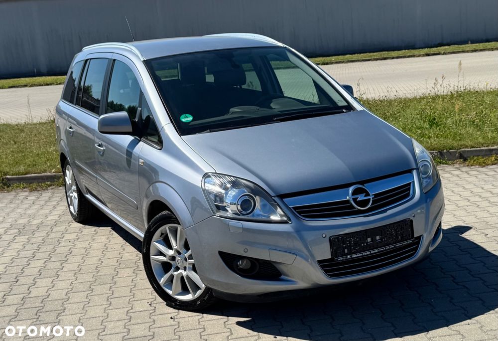 Opel Zafira 1.8 Design Edition - 38