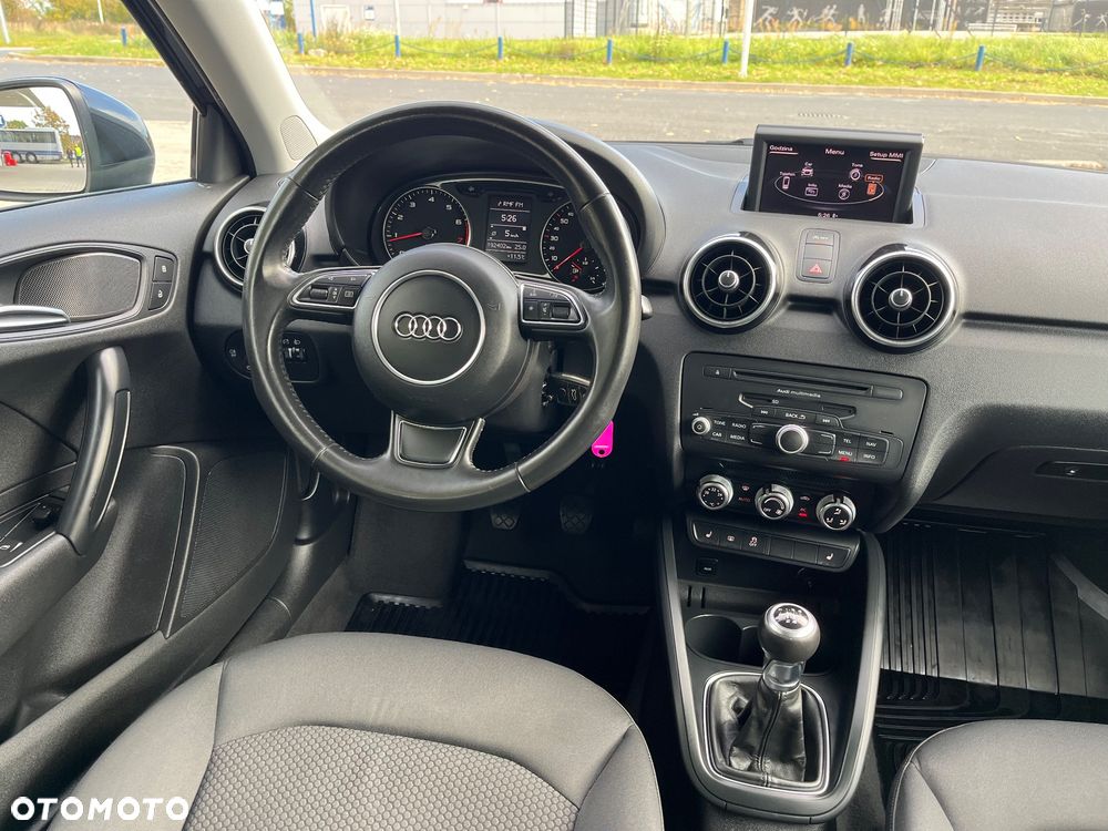 Audi A1 3-drzwiowe 1.2 TFSI Attraction - 12