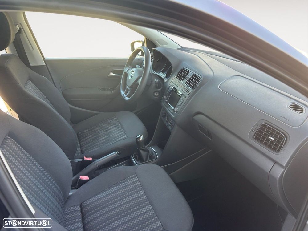 VW Polo 1.0 Trendline - 16