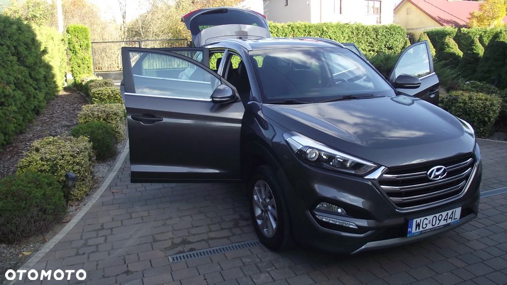 Hyundai Tucson 1.6 GDI BlueDrive Design 2WD - 24