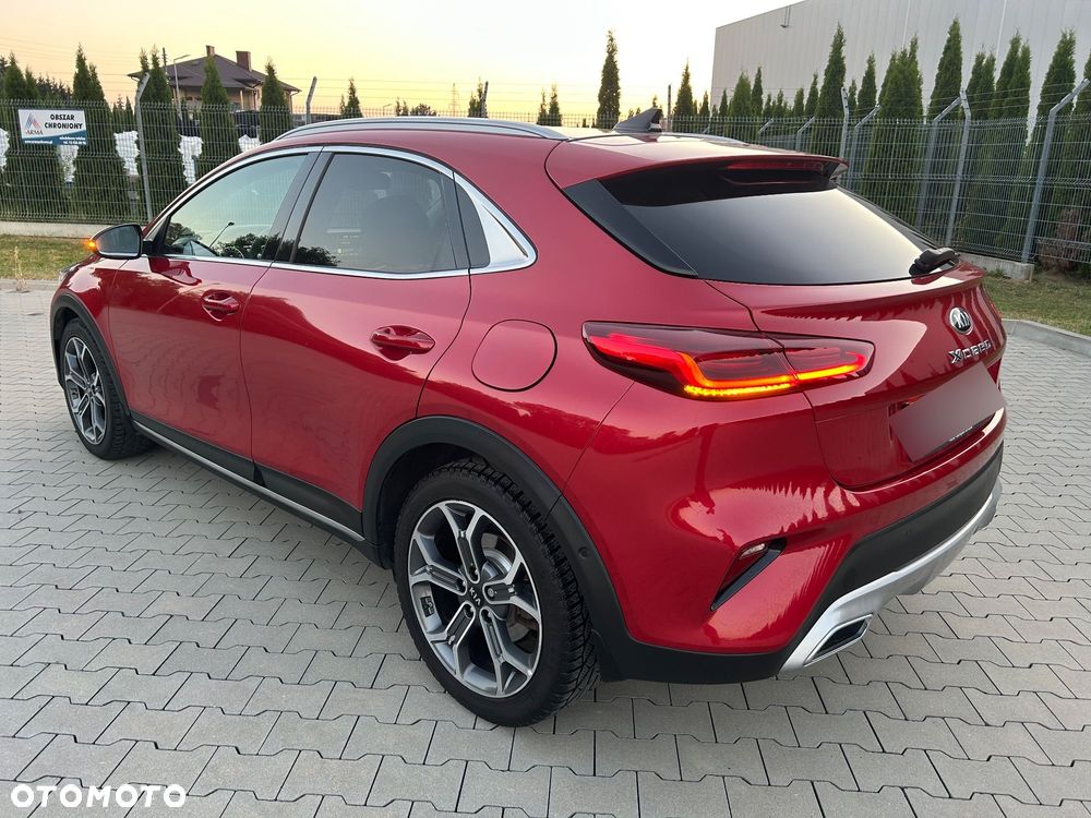 Kia XCeed 1.6 T-GDI L Business Line DCT - 3