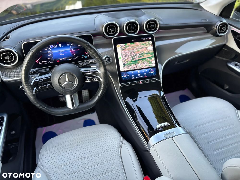 Mercedes-Benz GLC 220 d 4Matic 9G-TRONIC AMG Line Advanced - 25