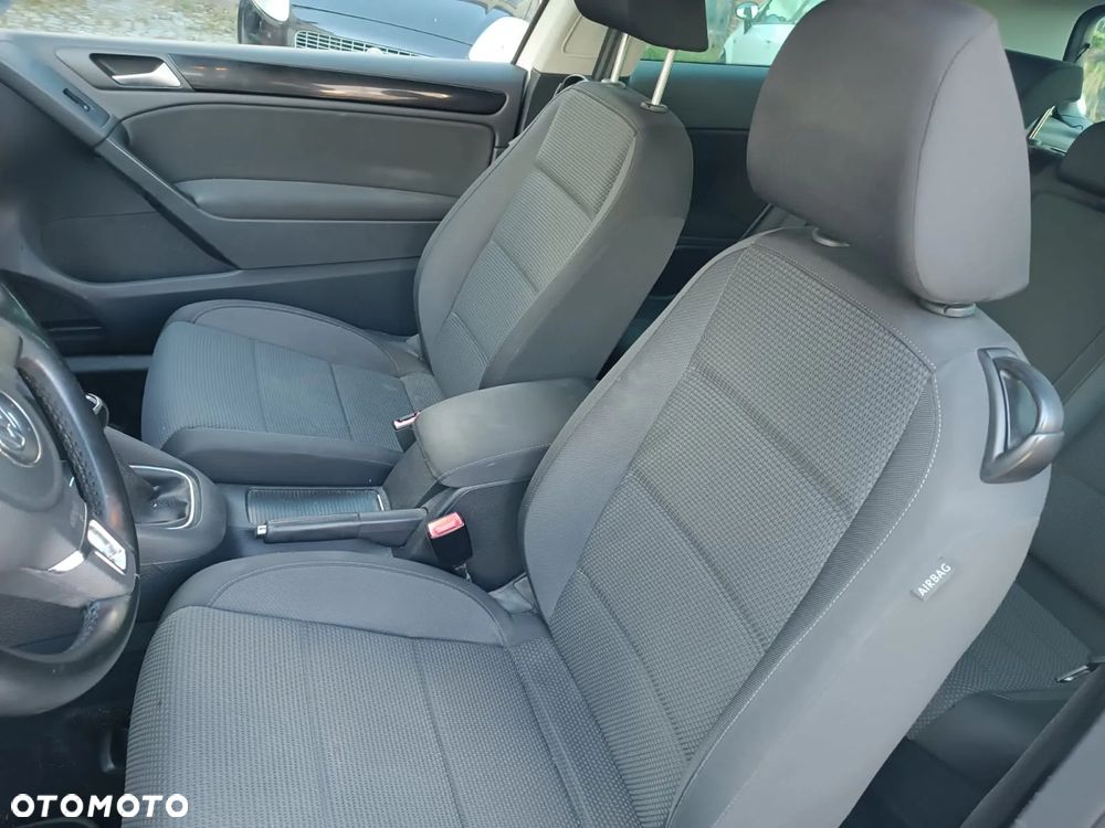 Volkswagen Golf 1.4 Comfortline - 28