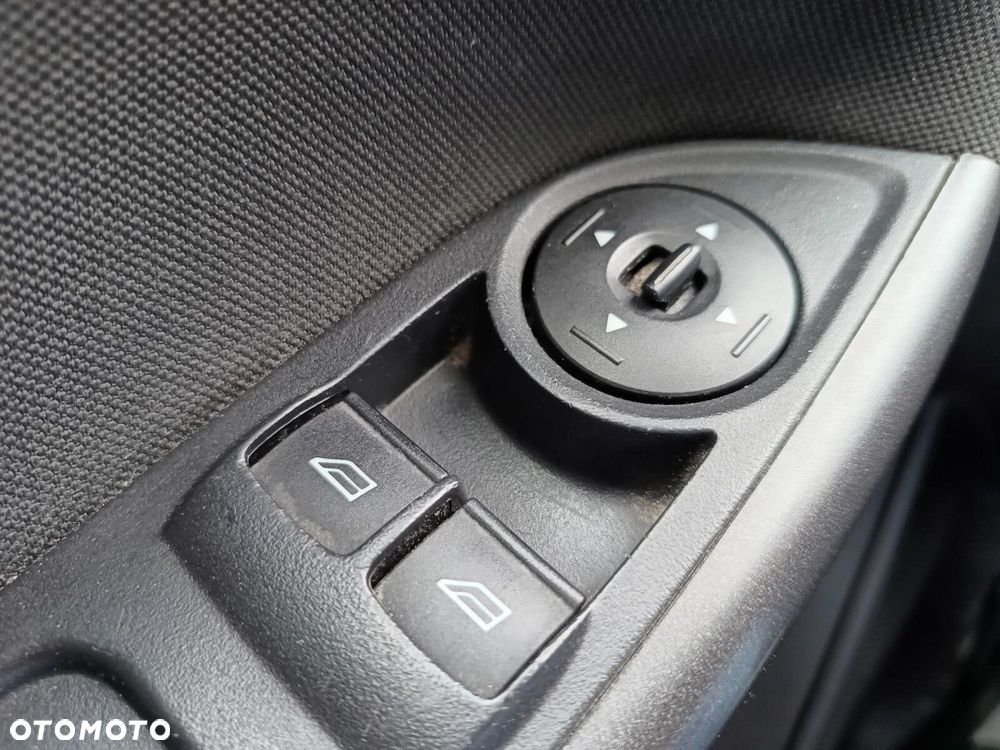 Ford Focus 1.5 EcoBlue Trend - 19