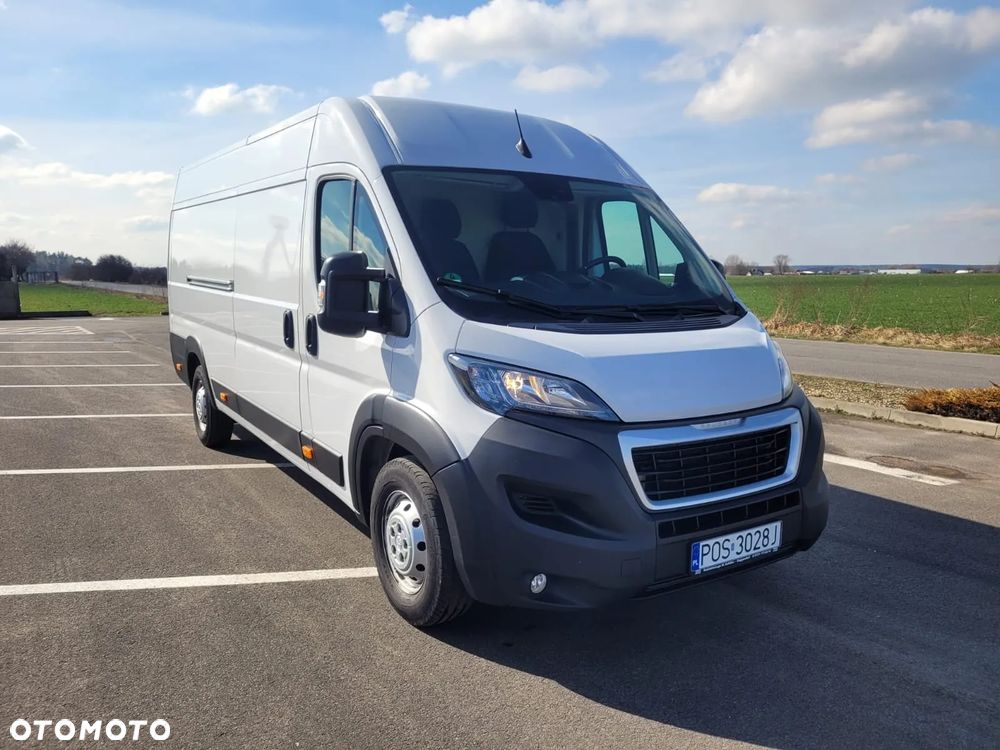 Używany Peugeot Boxer Maxi 2.2 Blu HDI 2022 - 69 000 PLN, 117 500 km ...