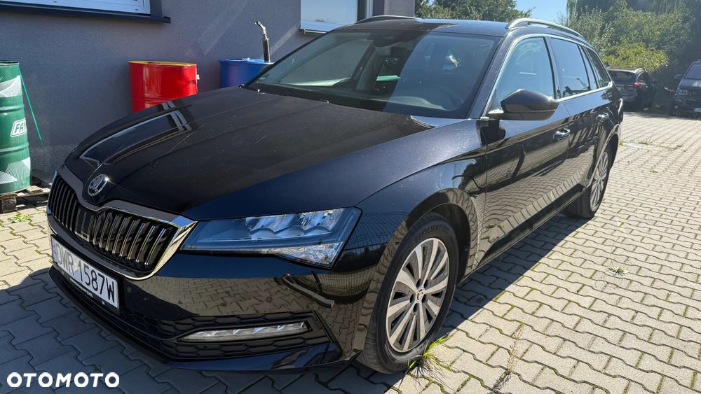 Skoda Superb 2.0 TDI SCR Ambition DSG - 38