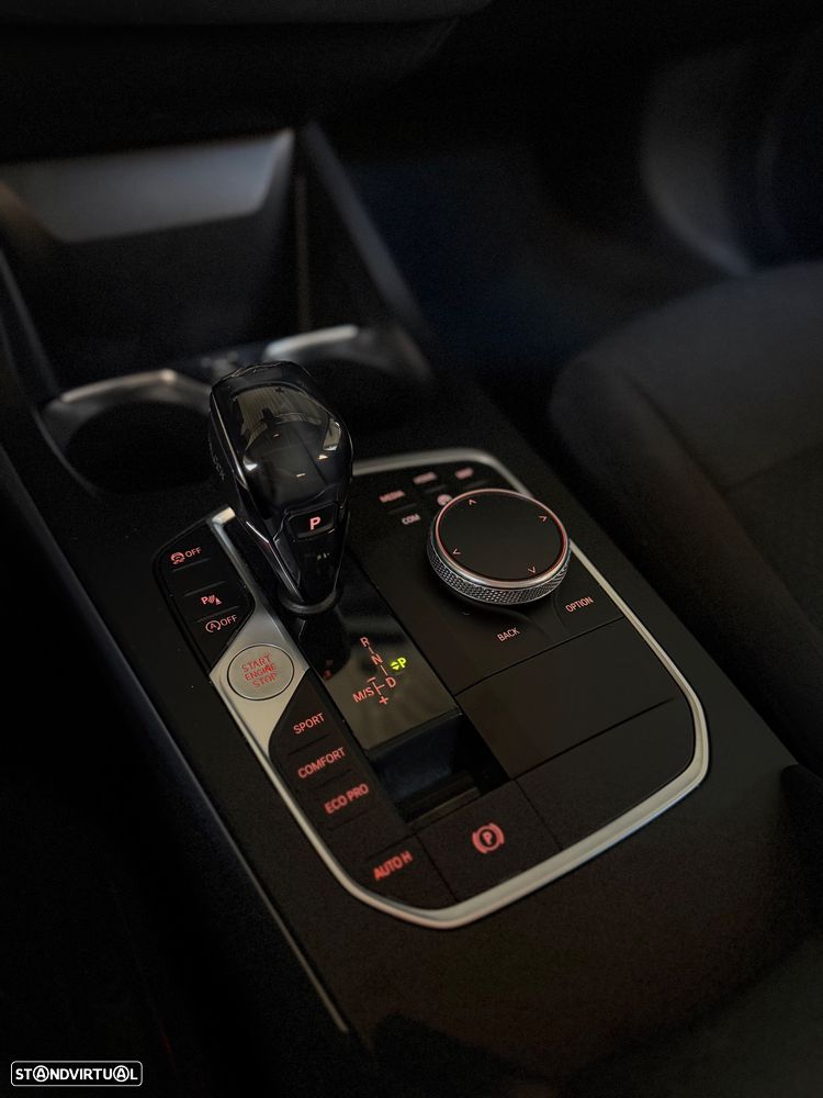 BMW 118 - 21