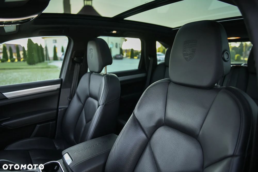 Porsche Cayenne GTS Tiptronic S - 25