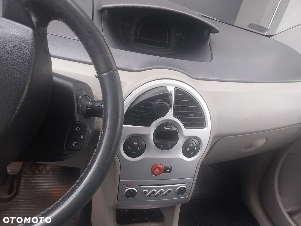 Renault Modus 1.4 Confort Privilege - 5