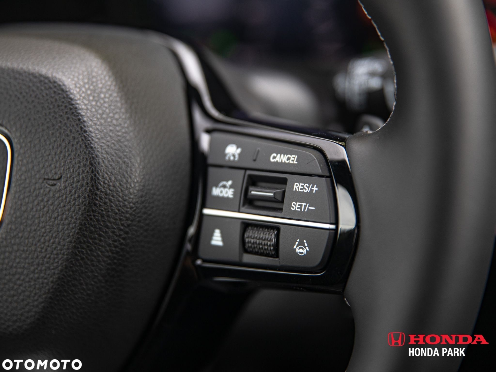 Honda CR-V 2.0 i-MMD PHEV Advance Tech 2WD CVT - 33