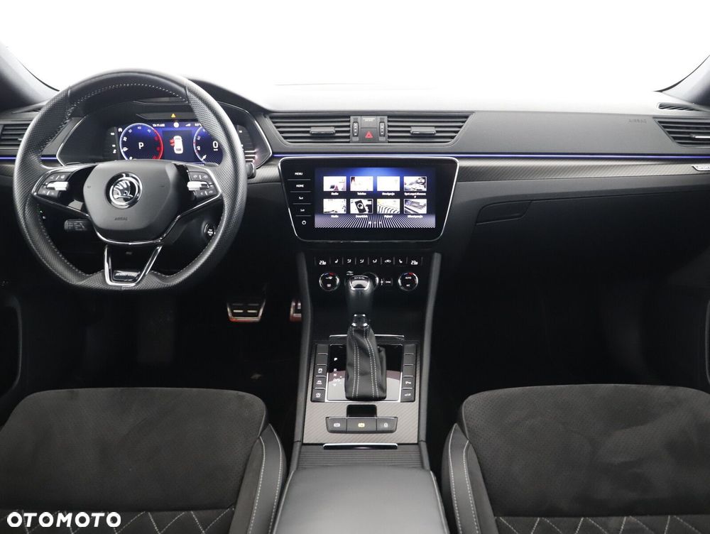 Skoda Superb 2.0 TDI SCR 4x4 Sportline DSG - 11