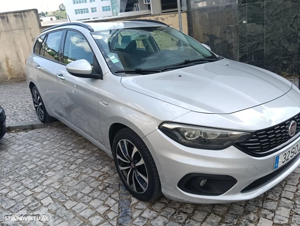 Fiat Tipo Station Wagon 1.3 M-Jet Lounge Tech J17 - 31