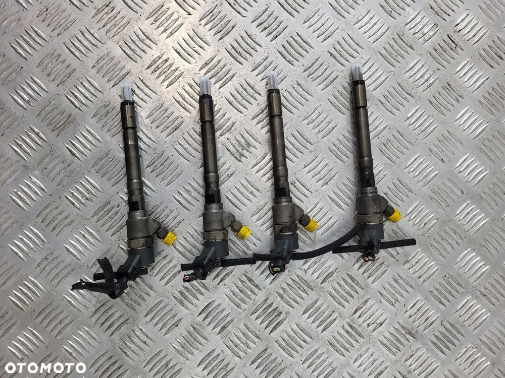 Hyundai Santa Fe I 2.0 CRDI Wtryskiwacz Paliwa - 1