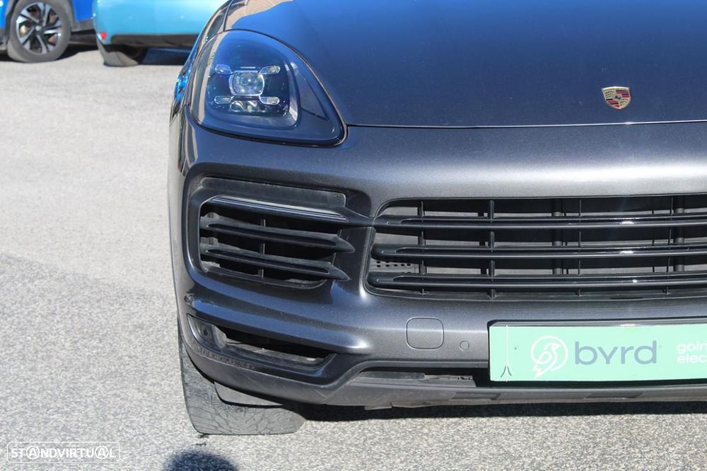 Porsche Cayenne Coupé E-Hybrid - 3