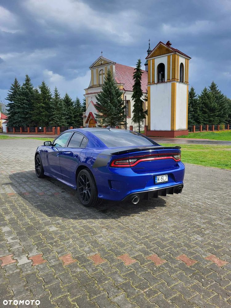 Dodge Charger 5.7 R/T - 4