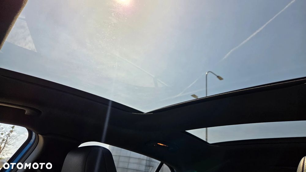 Mercedes-Benz GLA 200 7G-DCT AMG Line - 15