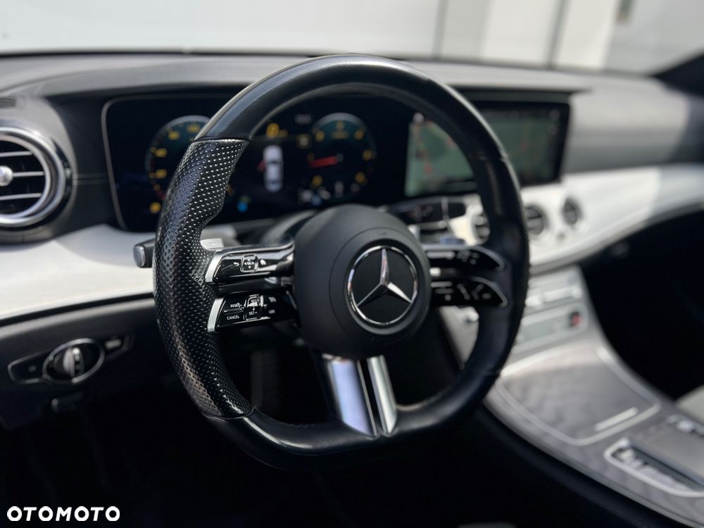 Mercedes-Benz Klasa E 220 d 4-Matic AMG - 28