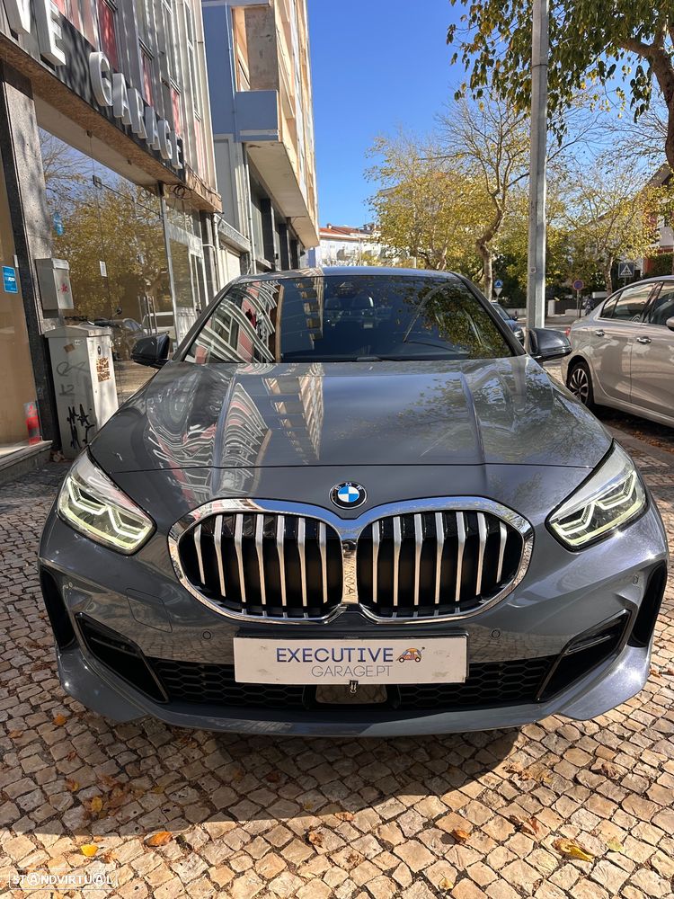 BMW 118 i Pack M Auto - 2